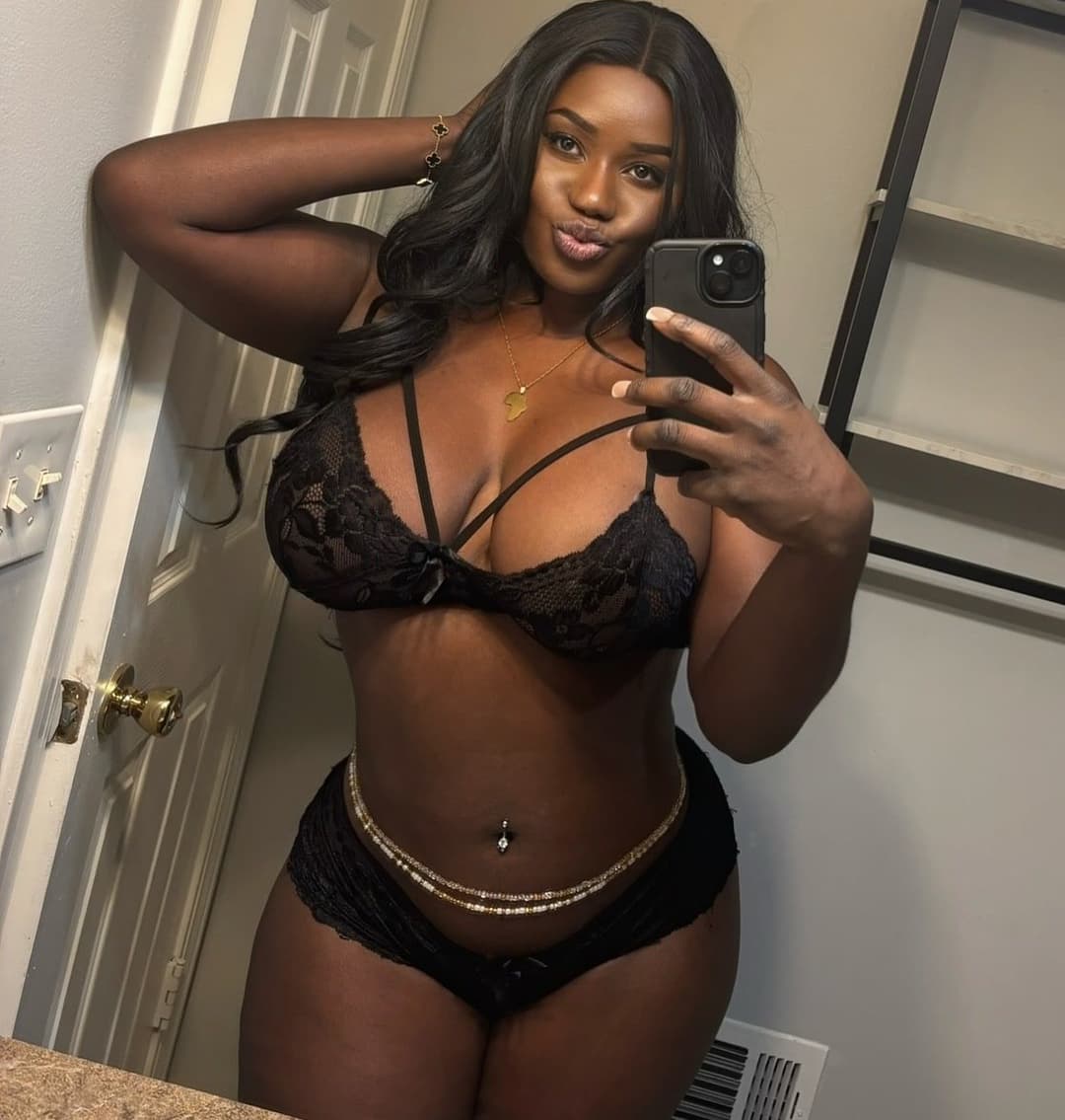 Curvy Women - Sexy Mix