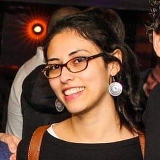 33 yr old Chilean Isabel