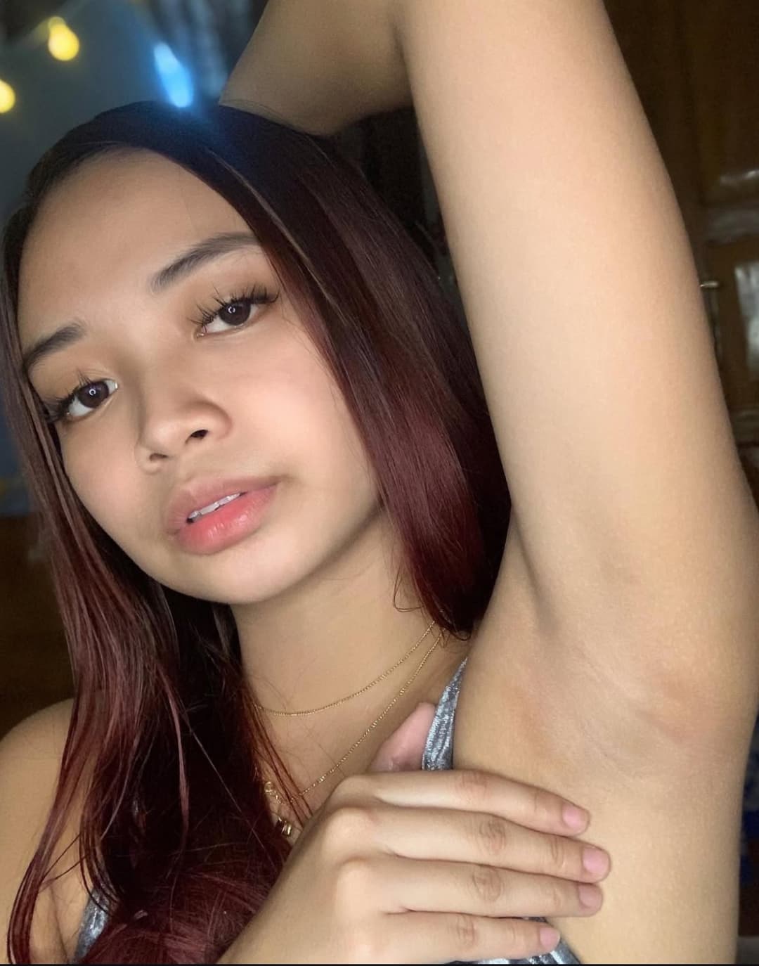 Pinay Havana showing sweaty armpits axilas suvaco