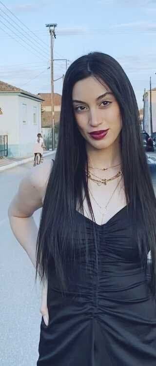 Cute Waitress gets a thick cum load by a Turkish shisha bar owner