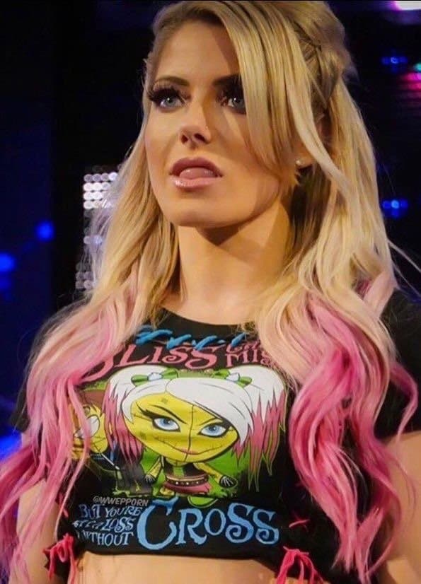 Alexa bliss la troia della wwe