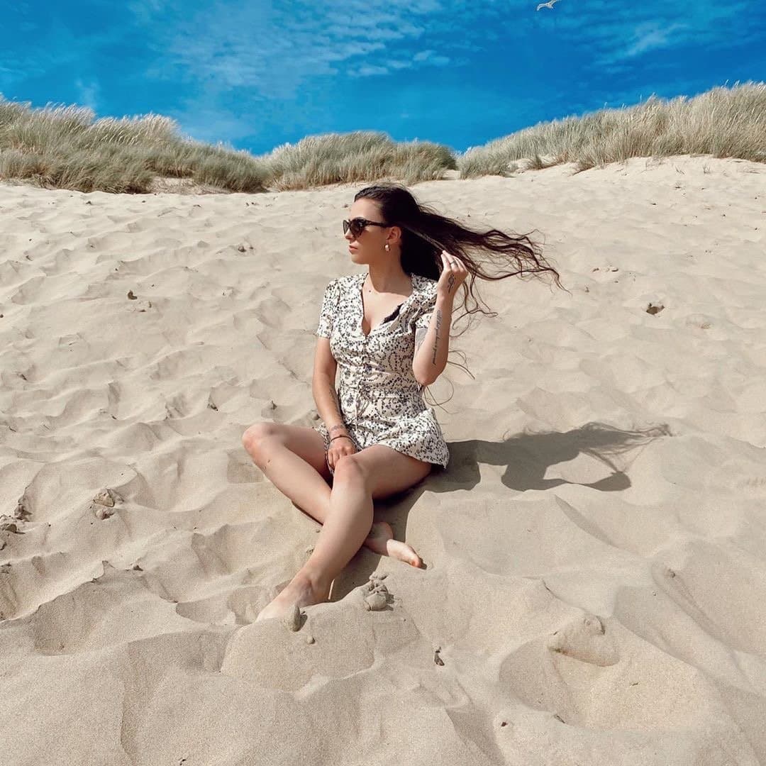 Click to view full size Cher Lloyd Facial (Ai-Magic)