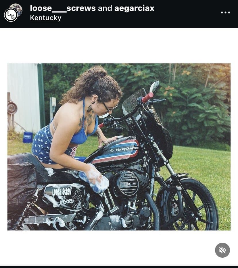 Loose Screw IG Sluts