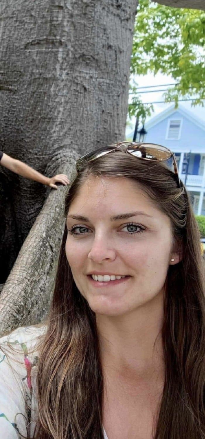 Elaine lost the game