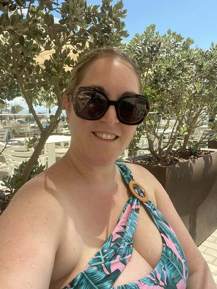 Sexy Stephanie Shown Off