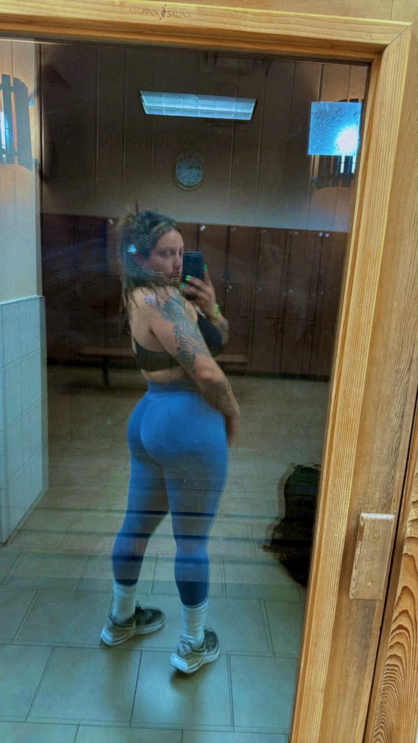 Click to view full size Moe has a strangle hold on me ? (NN)