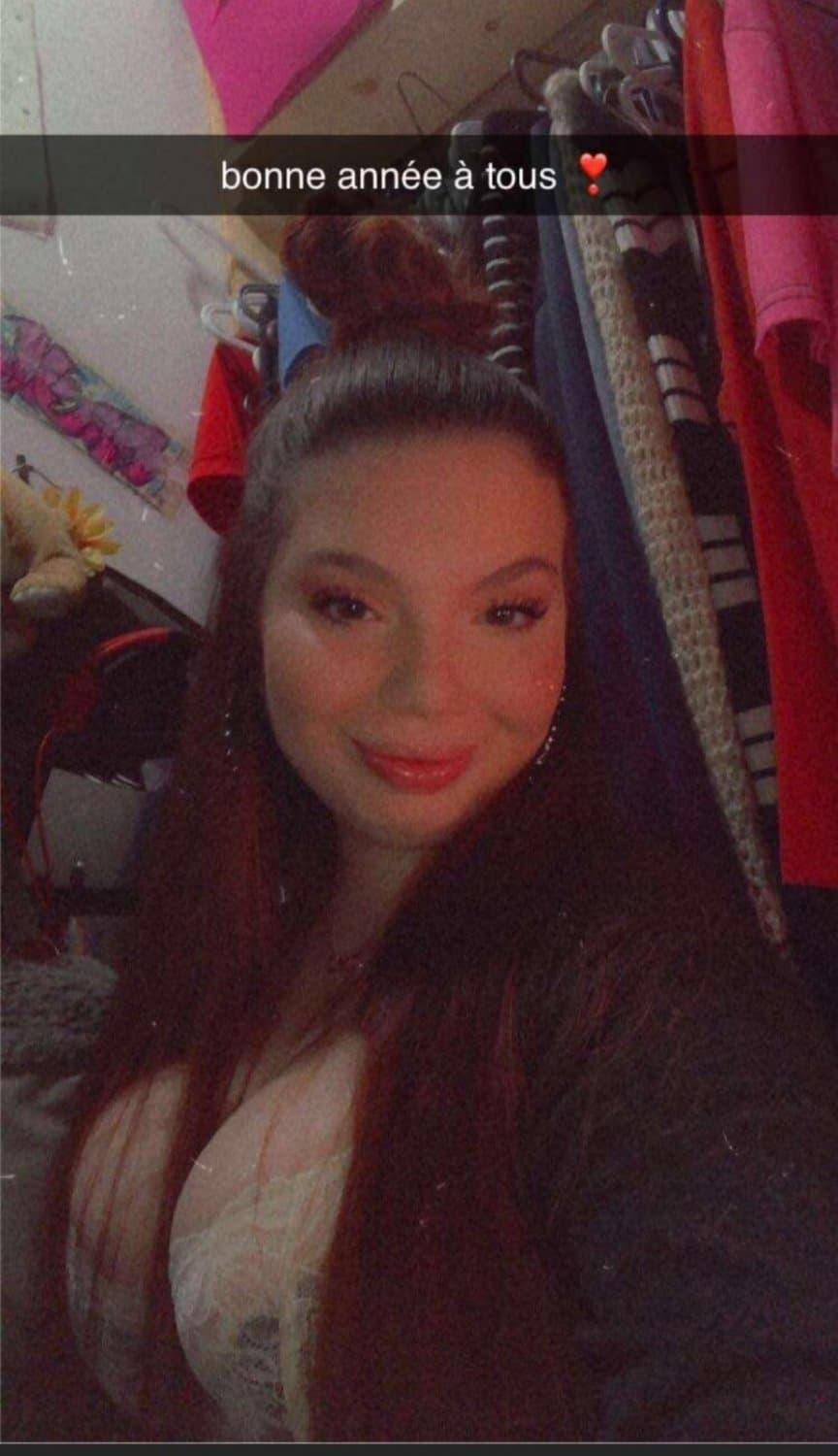 Sexy bitch Richelle has some massive tits