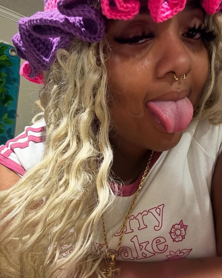 HUGE SSBBW SEXY ASS BOOTY