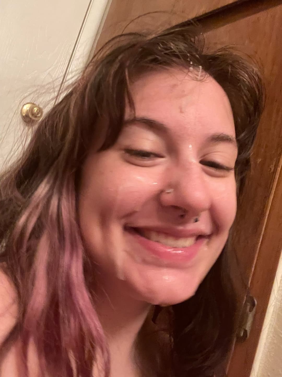 Boyfriend Chase mess all over her face