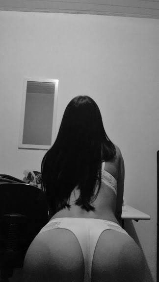 Bruna Gabriela Costa de Blumenau putinha safada vazada