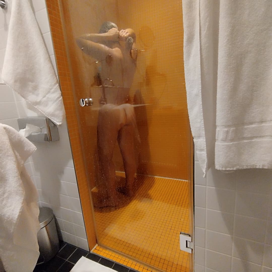 Shower voyeur