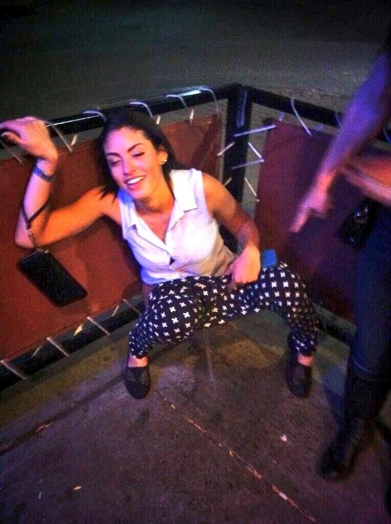 Pissing girls ❤️❤️