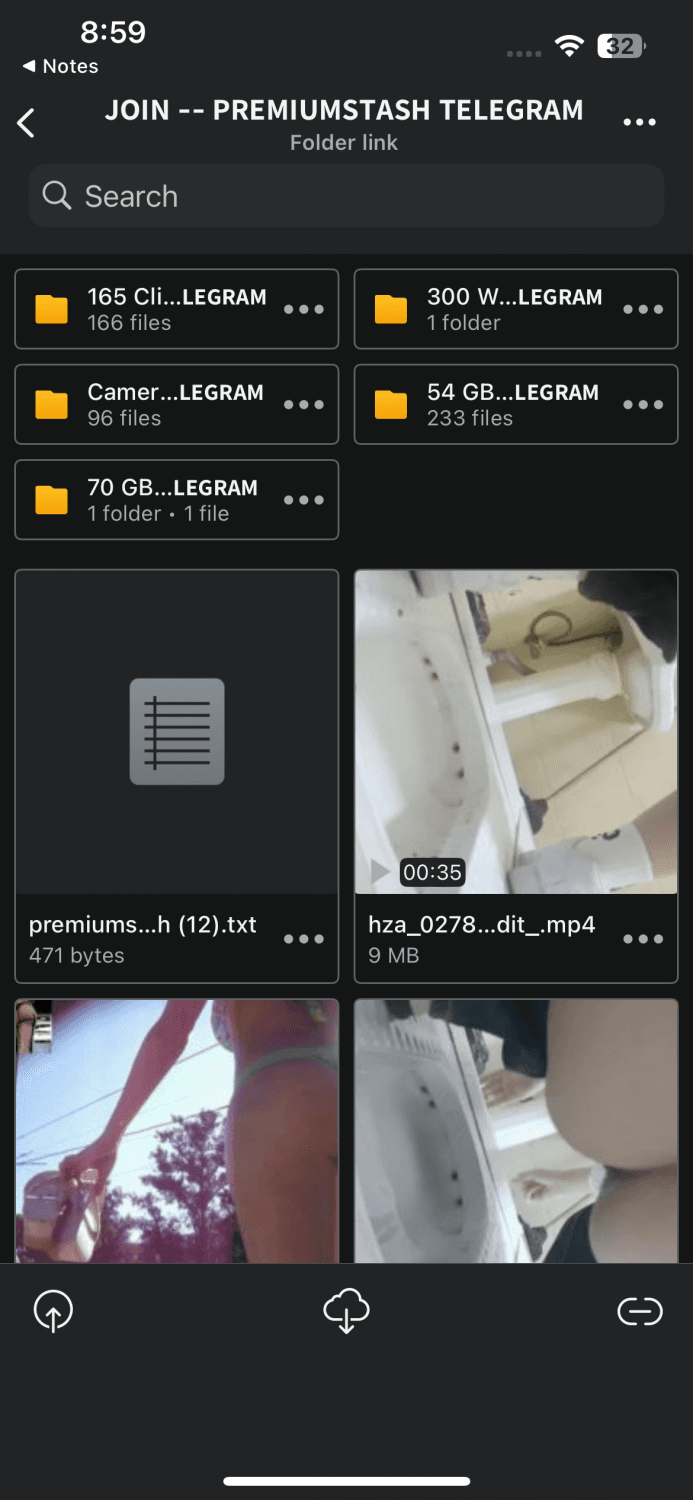 Muslim Arab Couple Caught In Public