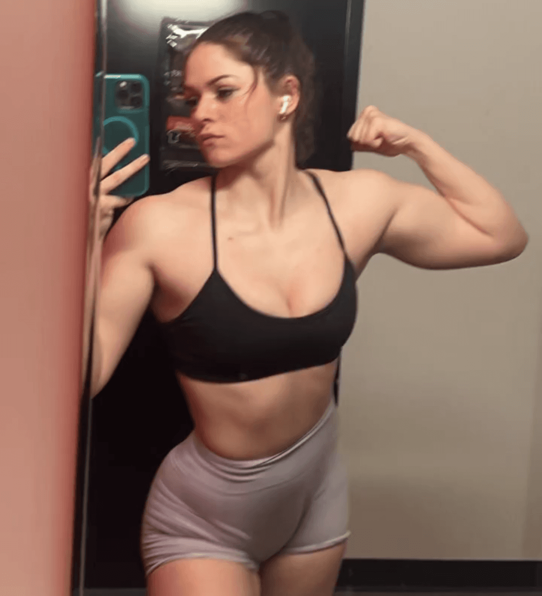 Fit Women / Muscle Women