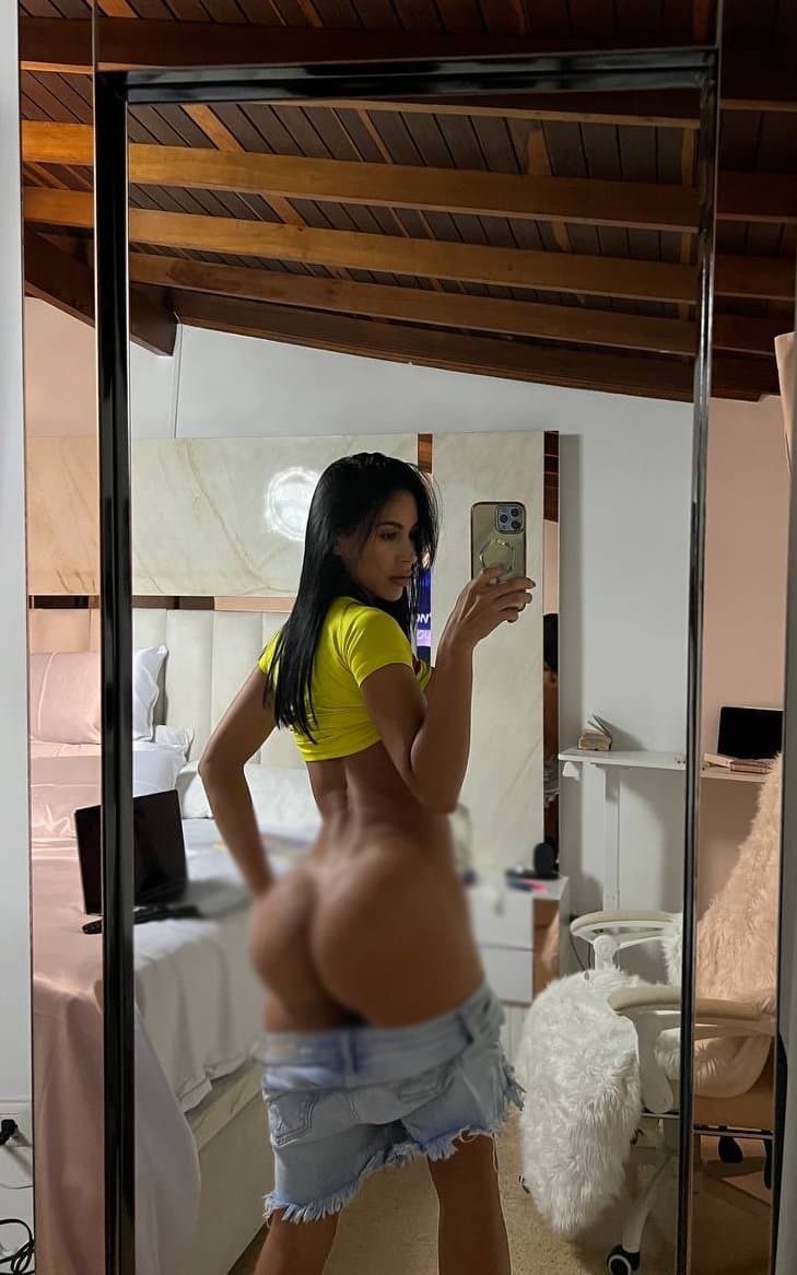 DahynOficial leaked brunnete