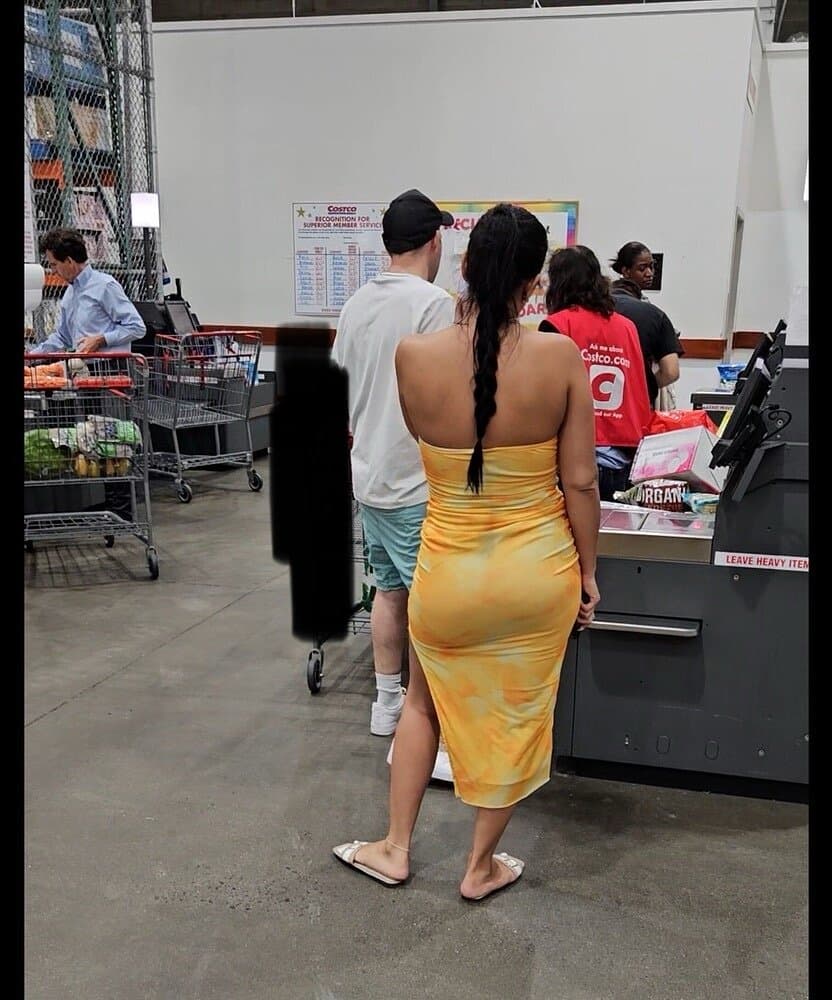 Slim Latina With Nice Ass In Yellow Dress