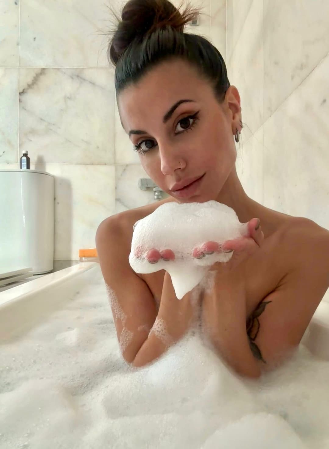 Click to view full size You are welcome to take a bath with me