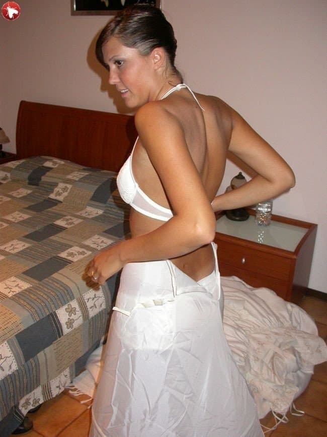 Click to view full size The bride will soon lose her virginity ♥️ ( only real )