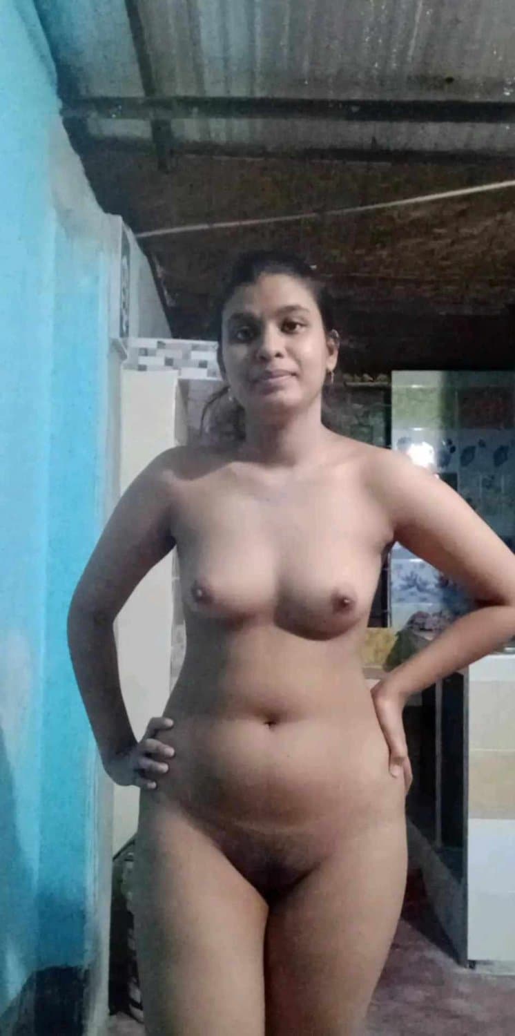 Horny Bengali GF Pressing Boobs,Fingering ,Full Nude Dancing, Masturbating
