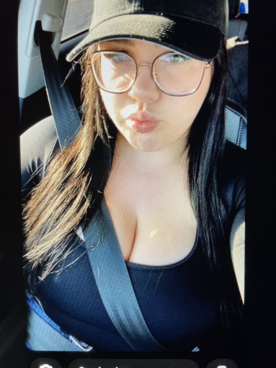 Kik meadll00, thoughts on Kaylin the homewrecker..?