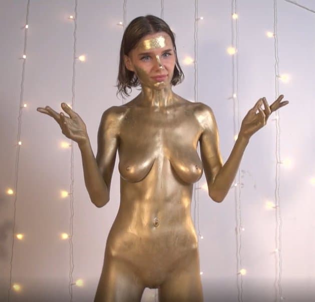 Click to view full size Golden jewel