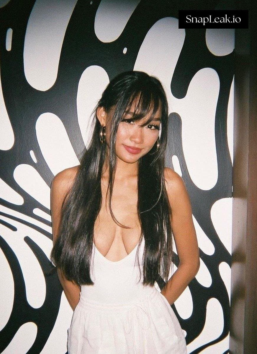 Bunni Asian Petite Horny Babe Fingering Fucked