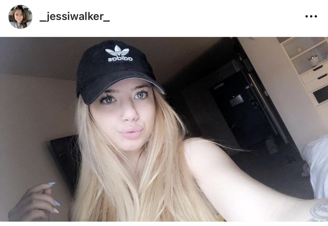 Best friends Jessi and Bella love taking pictures together