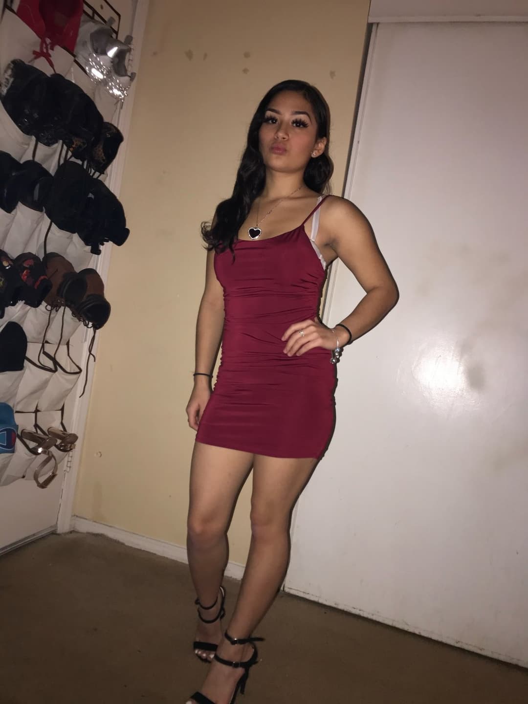 Sofia Flores petite teen perfect toes and pussy