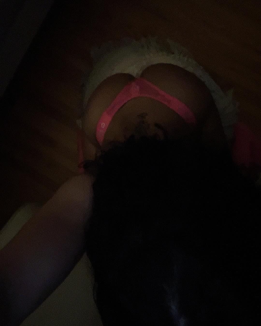 ?? She so damn sexy!!!