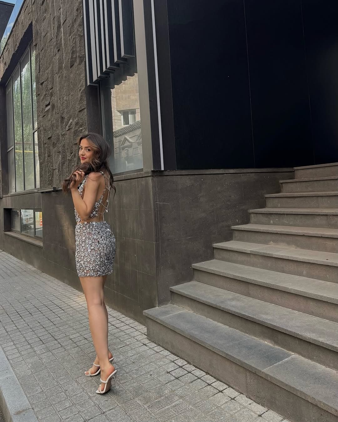 Click to view full size Armenian insta influencer I would like to fuck 24/7