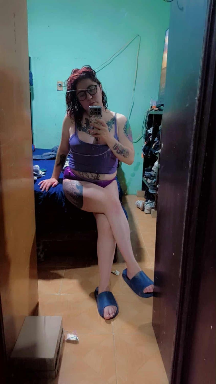 Click to view full size Puti esposa