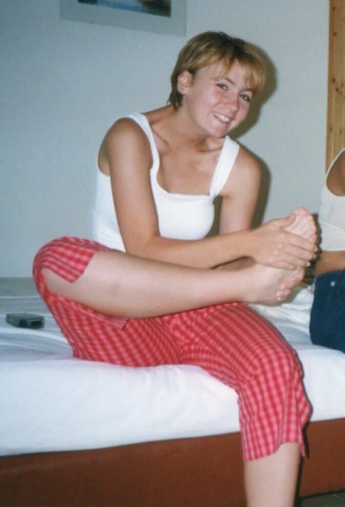 Wife with Amazing Hourglass Shape & Bubble Butt