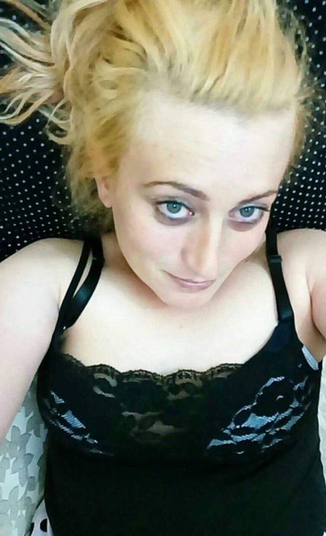 Click to view full size Curvy Egyptian Hijabi Milf