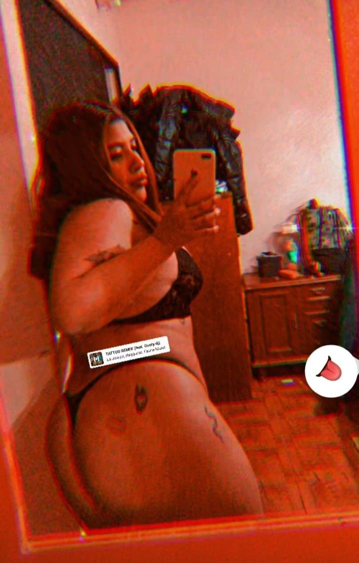 Gordi buena con cara angelical y con tremenda cola parte 2