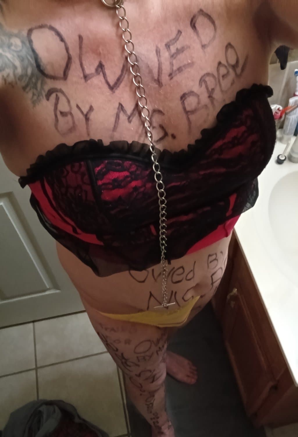 On demand St Louis whore toni fux add her to groups gsell her to truckers duct tape her face to a gh