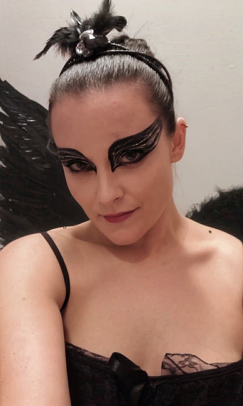 Sexy black swan