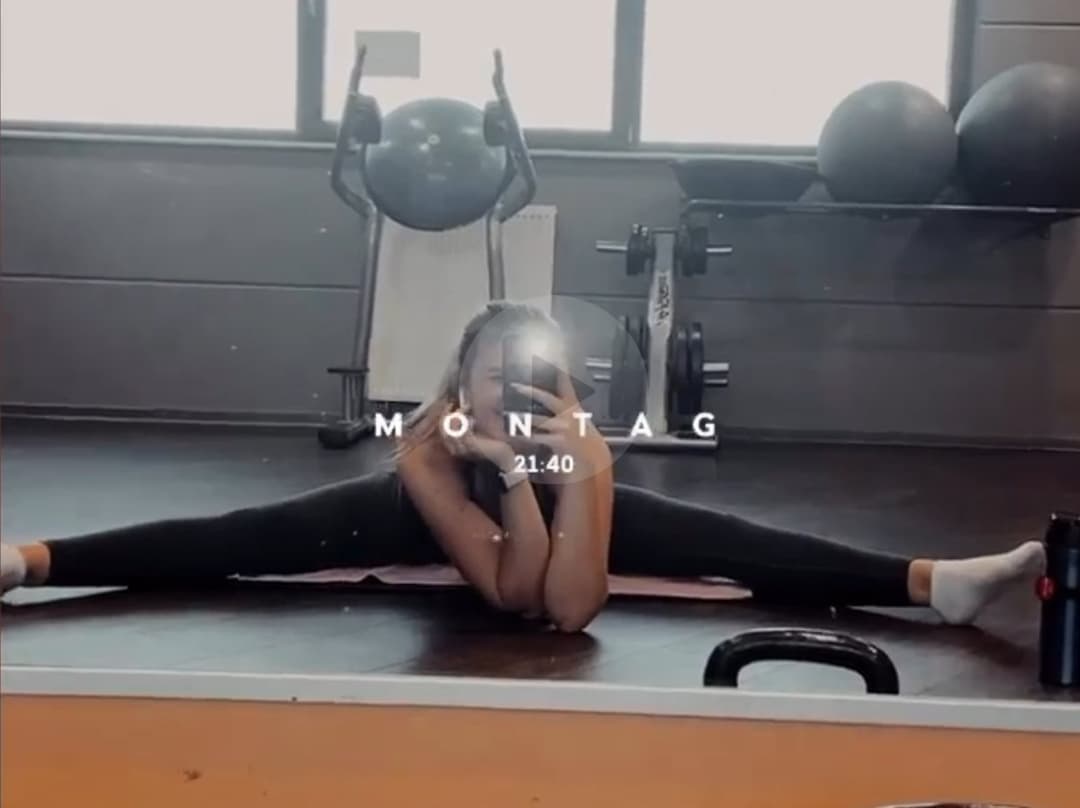 Flexible busty Slut Angela