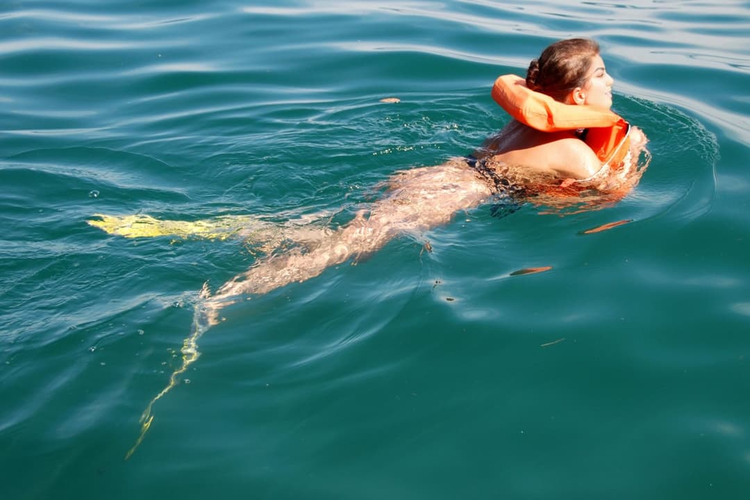 Italian Milf slut Debora Ricci wants to be shared all over like a toy