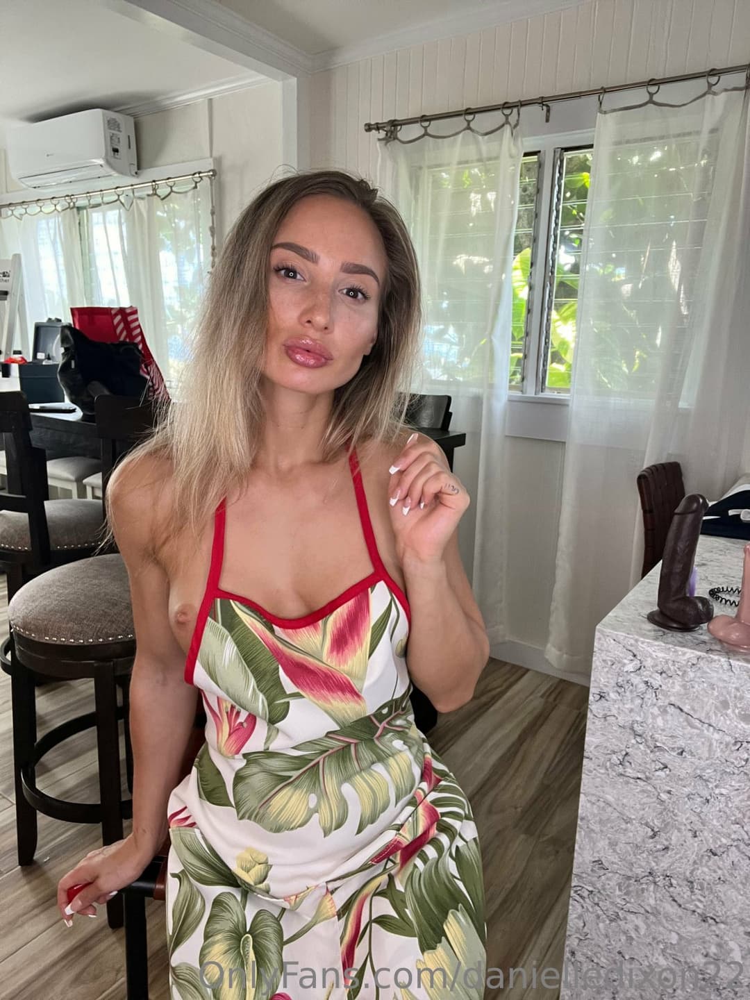 Danielle dixon OF pictures