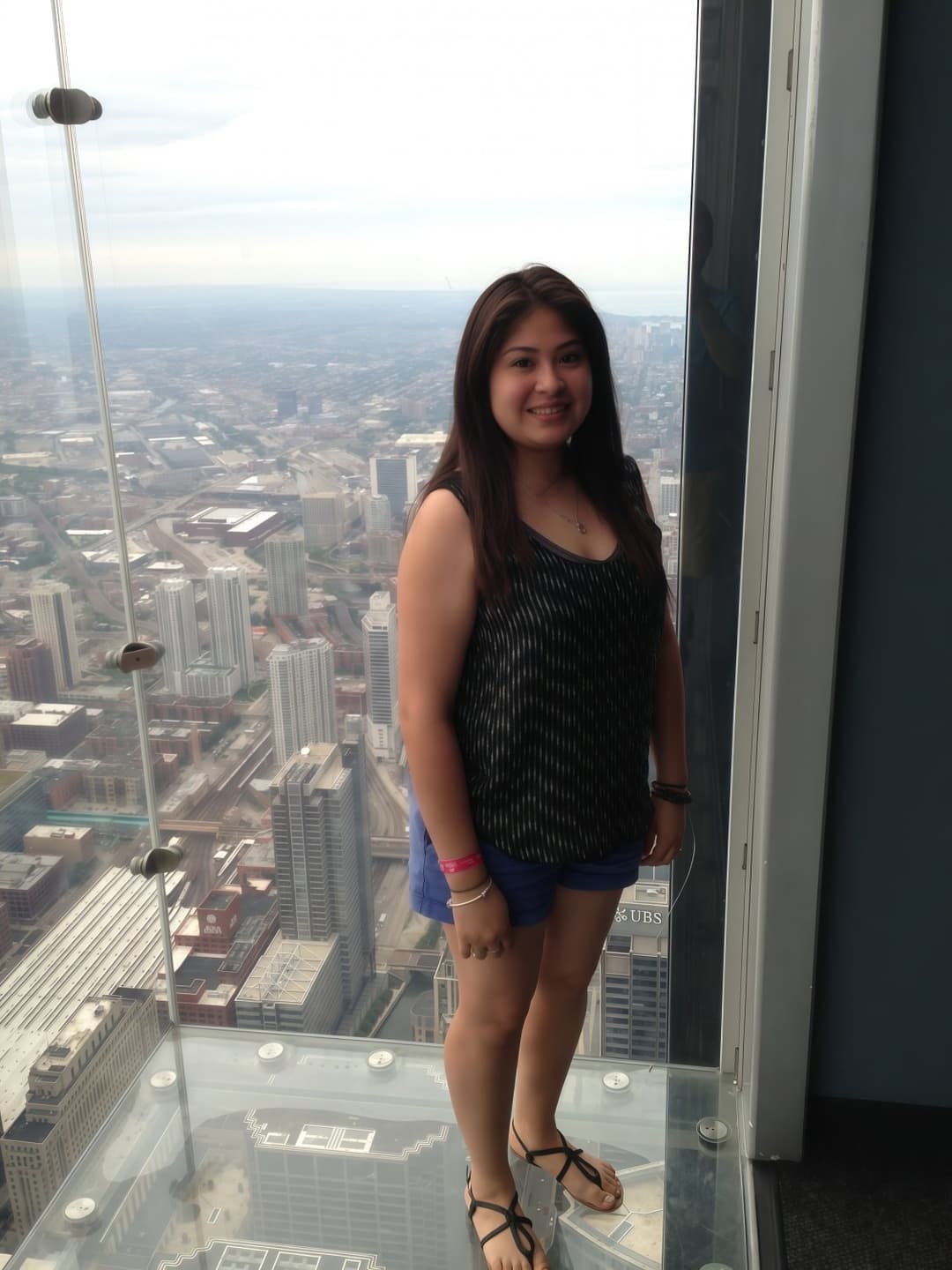 Cheating wife got filmed getting her mouth fucked by her bbc neighbor