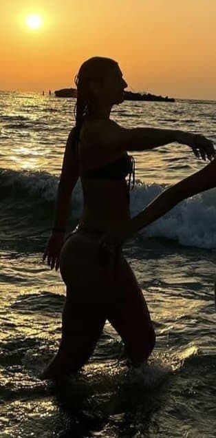 Click to view full size Cumming all over Jewish Slut Brenn