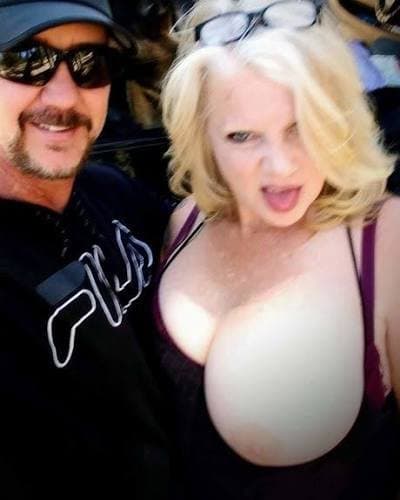 ALL ME : Would you cum in my Office ? Selfie pics  Dentist Fetish ? Blonde Facebook Snapchat porn