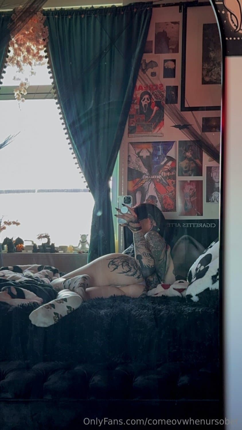 hot split tongue goth