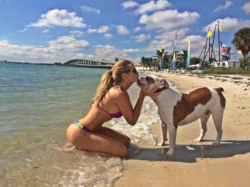 Curly haired cutie flashes her fakies at spring break a couple times for a G G W t-shirt