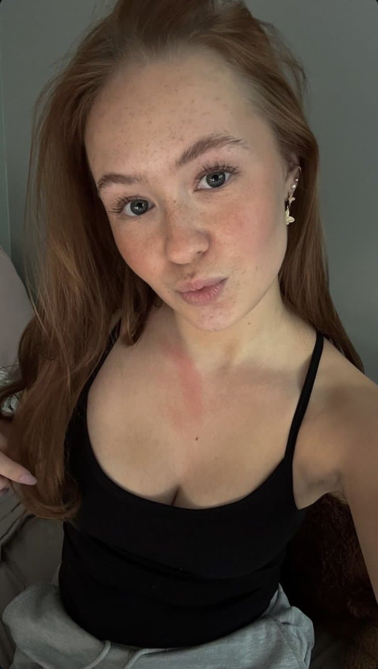 Beautiful Finnish slut Eedit needs cum on her face