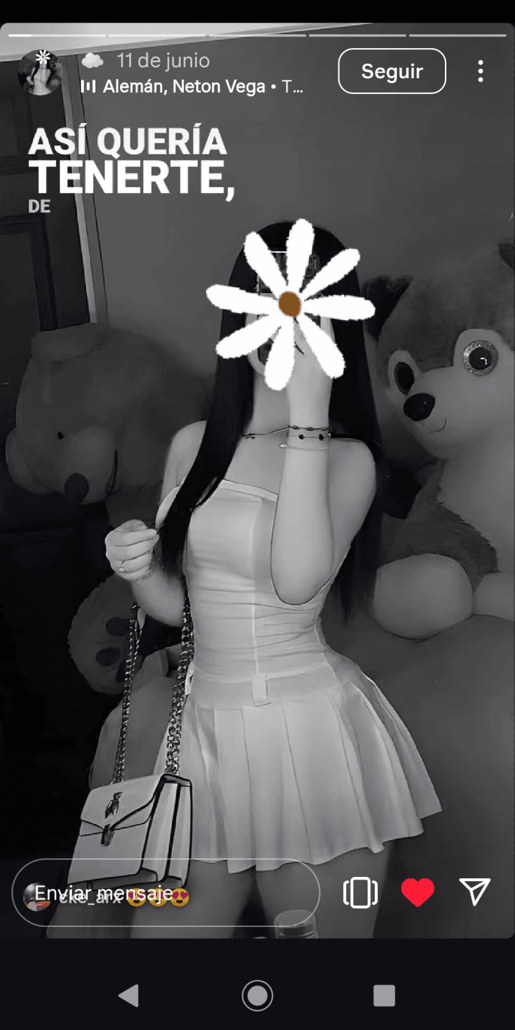 Putita cornuda de Instagram