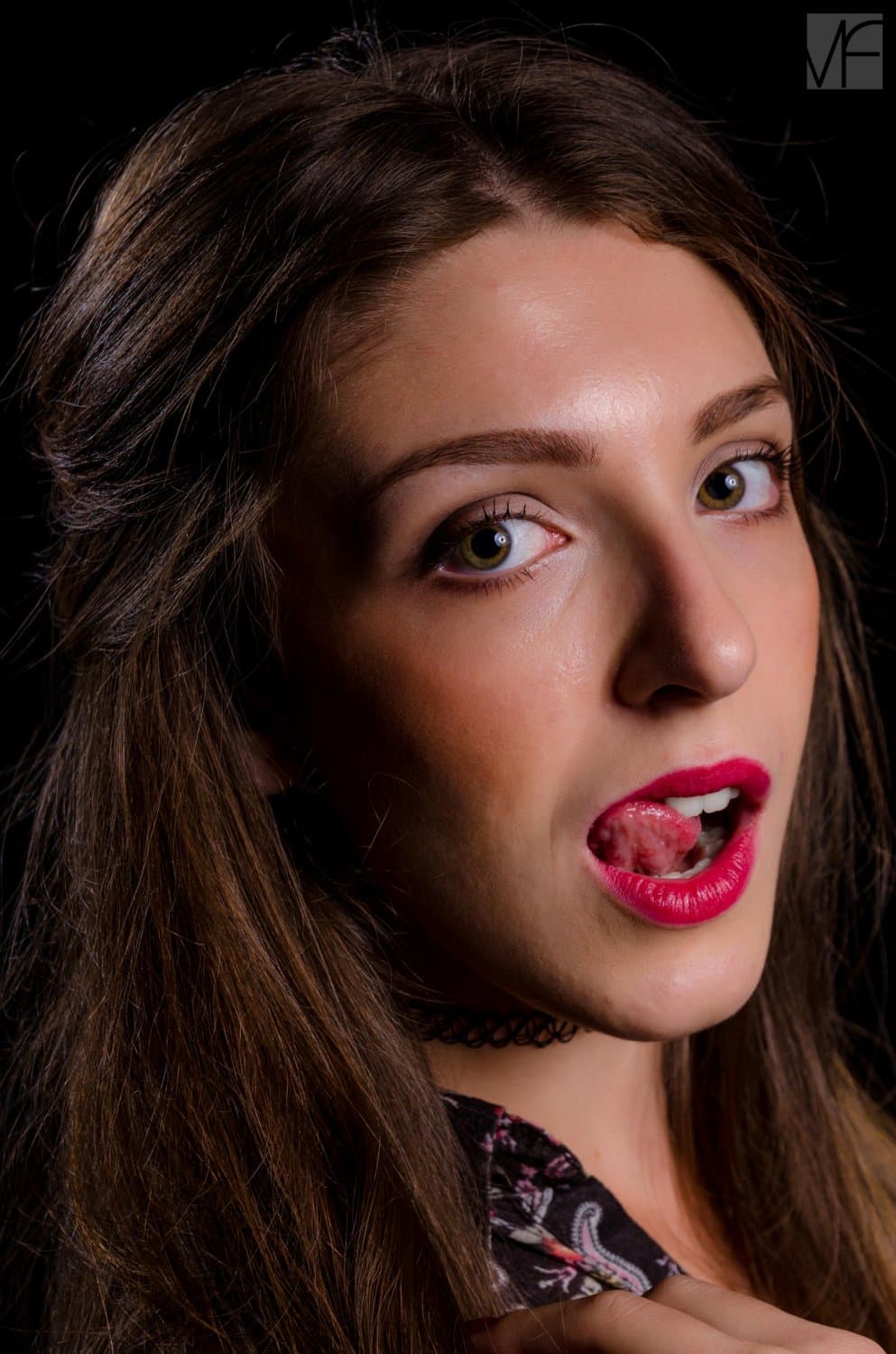 Amateur Feet Model AI Cum On Feet & Facial (AI Cum On Feet Template)