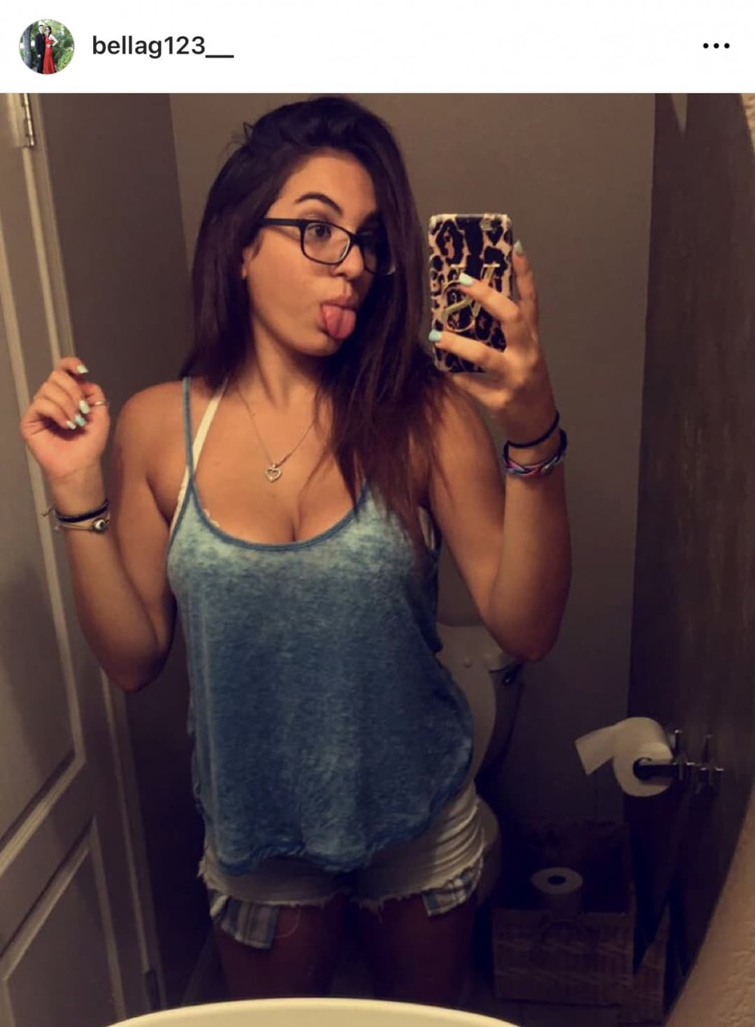 Best friends Jessi and Bella love taking pictures together