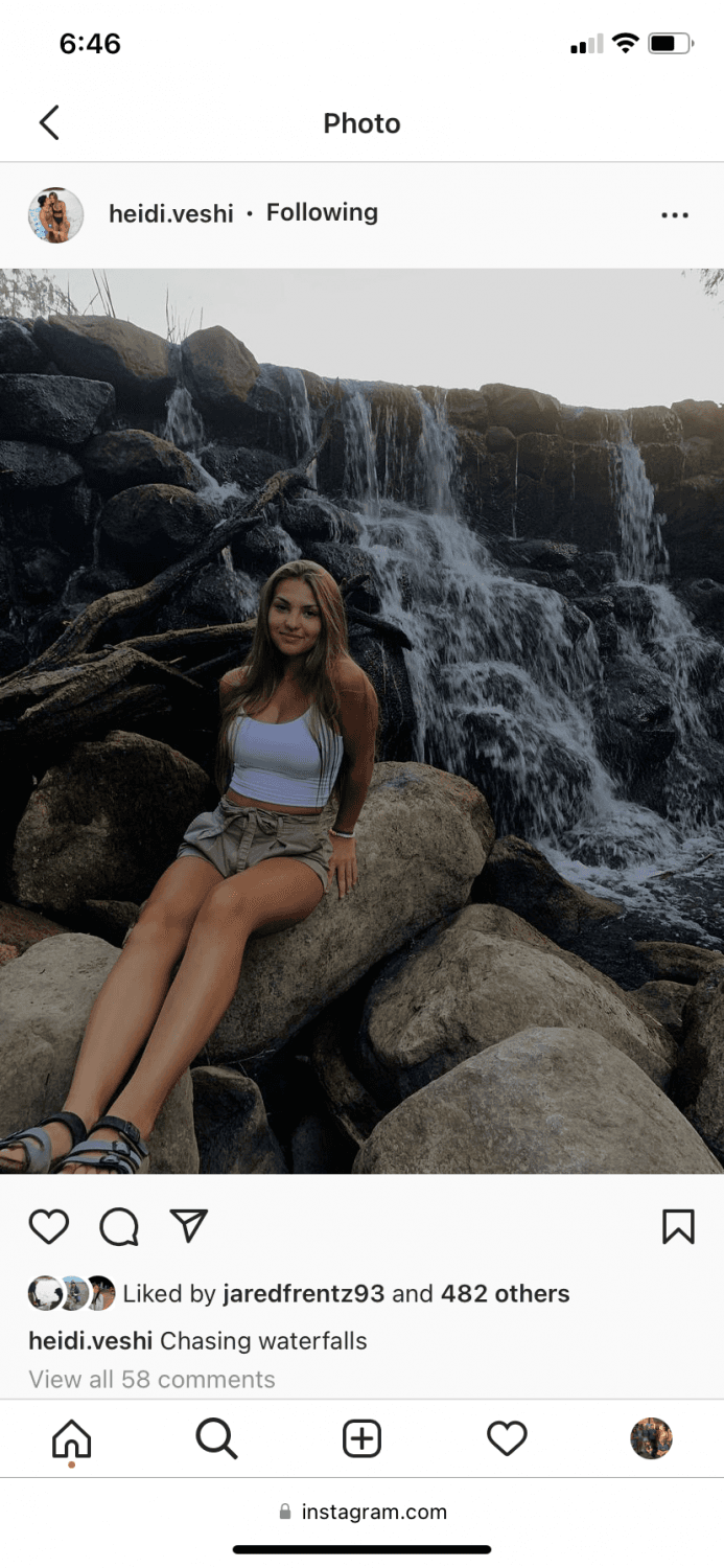 Click to view full size Whore kissing as many as she can on 21st