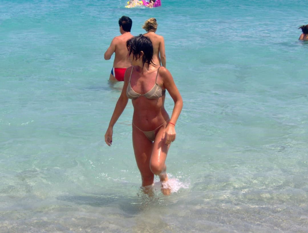 Click to view full size Elena super SlutWife from italy